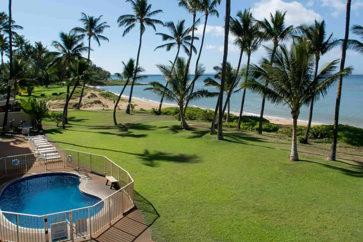 Looking for a Maui Resort Right on the Beach?